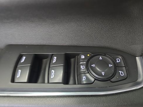 Used 2024 Chevrolet Silverado 2500 High Country w/ High Country Premium Package image 28