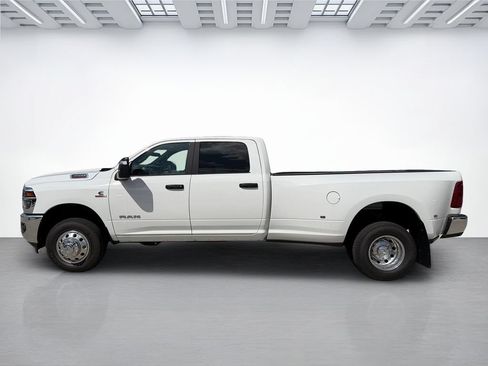 New 2026 RAM 3500 Lone Star AWD/4WD image 6