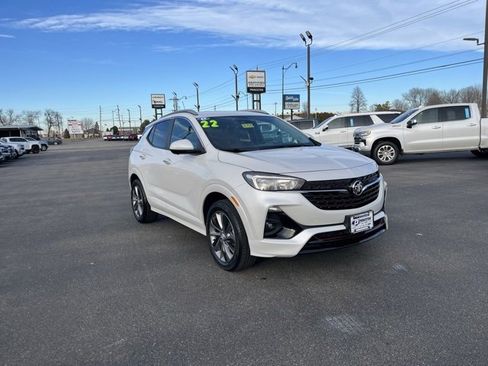 Used 2022 Buick Encore GX Select w/ Advanced Technology Package image 1