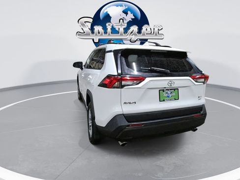 Used 2022 Toyota RAV4 XLE image 7