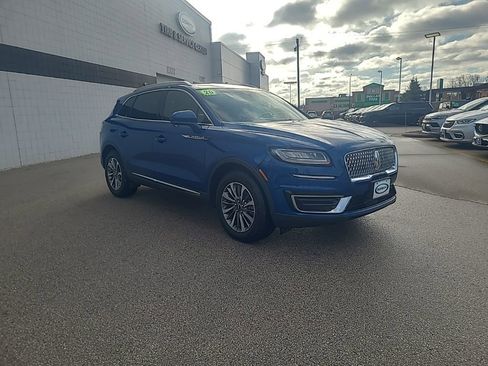 Used 2020 Lincoln Nautilus Standard w/ Equipment Group 101A image 4