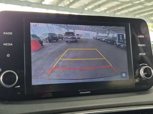 Used 2022 Hyundai Santa Fe SEL w/ Cargo Package FWD image 21