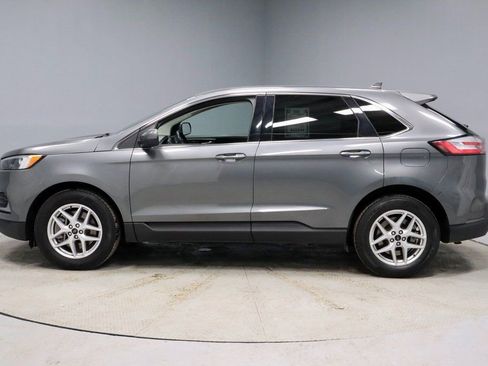 Used 2023 Ford Edge SEL image 8