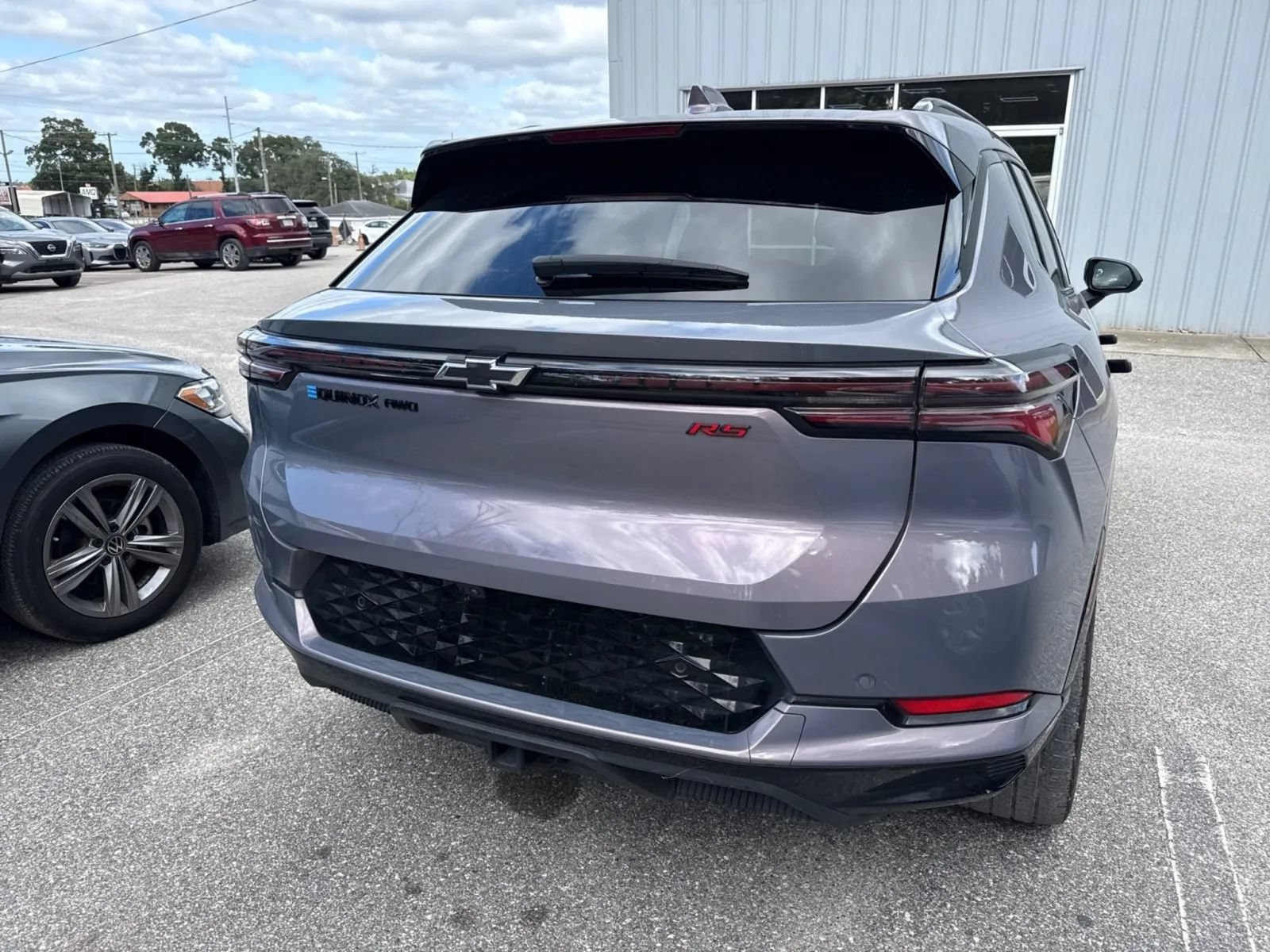 Used 2024 Chevrolet Equinox EV RS w/ LPO, Trailering Package AWD/4WD image 8