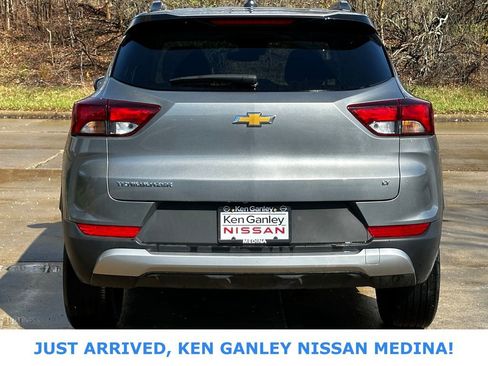 Used 2025 Chevrolet TrailBlazer LT image 4