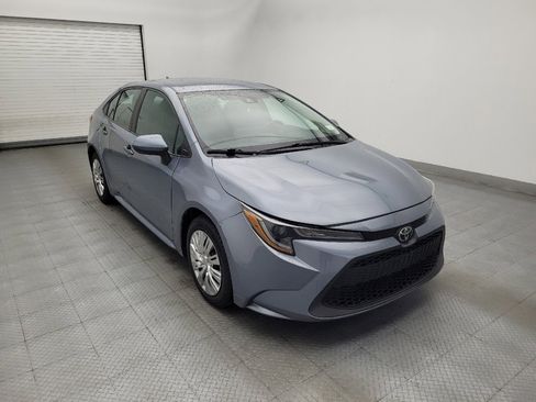 Used 2021 Toyota Corolla LE FWD image 13