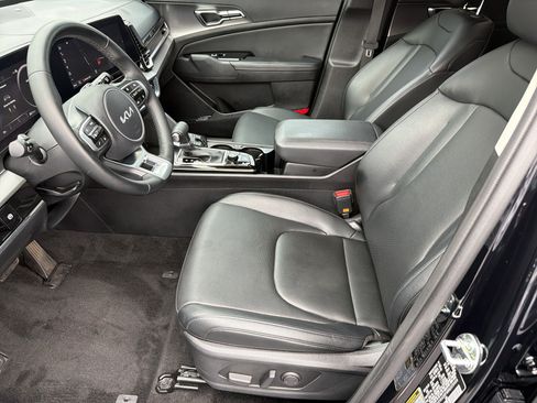 Used 2024 Kia Sportage SX FWD image 2