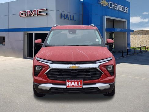 New 2026 Chevrolet TrailBlazer LT w/ Convenience Package FWD image 2