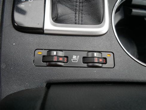 Certified 2019 Toyota Highlander Limited image 17