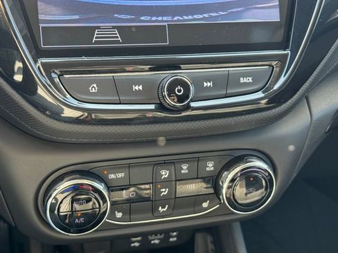 Certified 2023 Chevrolet TrailBlazer LT w/ Convenience Package FWD image 20