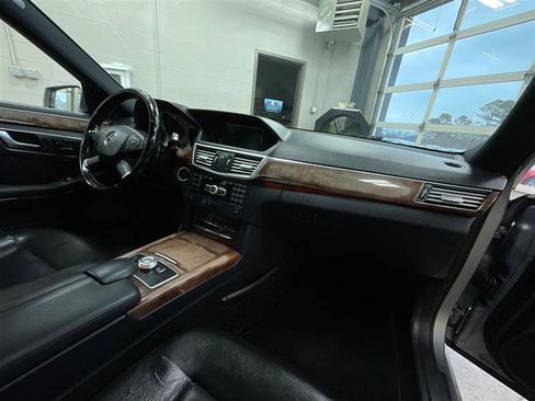 Used 2012 Mercedes-Benz E 350 Sedan image 29