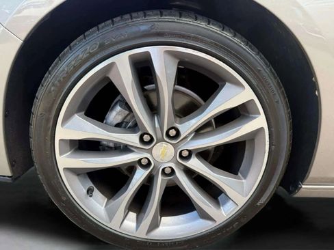 Used 2022 Chevrolet Malibu LT image 30