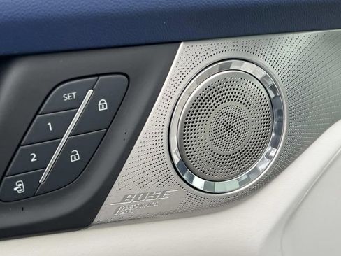 New 2026 Buick Enclave Avenir image 19