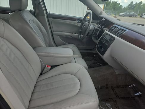 Used 2007 Buick Lucerne CXL w/ Luxury Package FWD image 9
