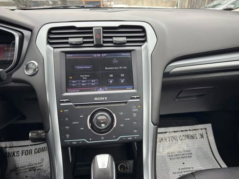 Used 2013 Ford Fusion Titanium w/ Titanium Driver Assist Pkg image 27