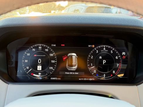 Used 2020 Land Rover Range Rover Velar R-Dynamic HSE image 18