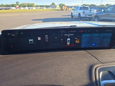 Used 2025 Ford Expedition King Ranch AWD/4WD image 6