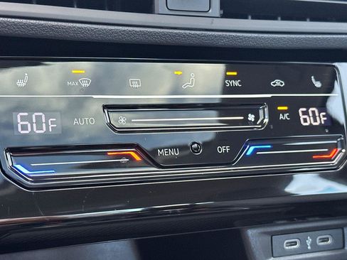 New 2026 Volkswagen Jetta SE image 18