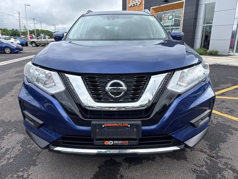 Used 2020 Nissan Rogue SV AWD/4WD image 2