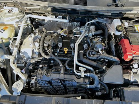 Used 2024 Mitsubishi Outlander SE Black Edition image 33