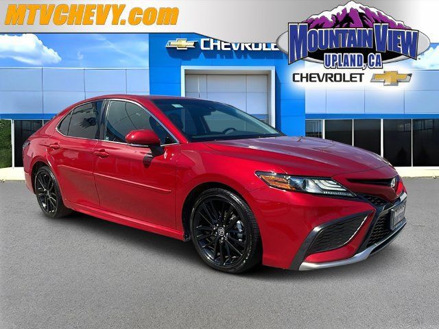 Used 2021 Toyota Camry XSE w/ Carpet Mat Package (TMS) FWD image 1