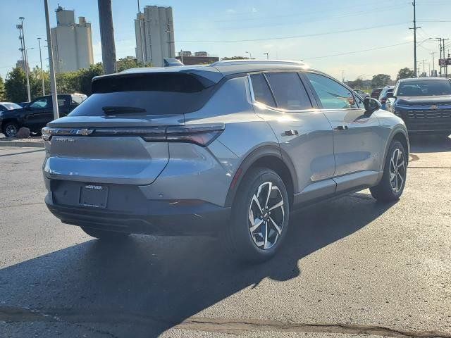 New 2026 Chevrolet Equinox EV LT AWD/4WD image 2
