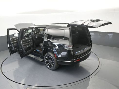 Used 2024 Jeep Grand Wagoneer Series III w/ Quick Order Packagew 28T image 88