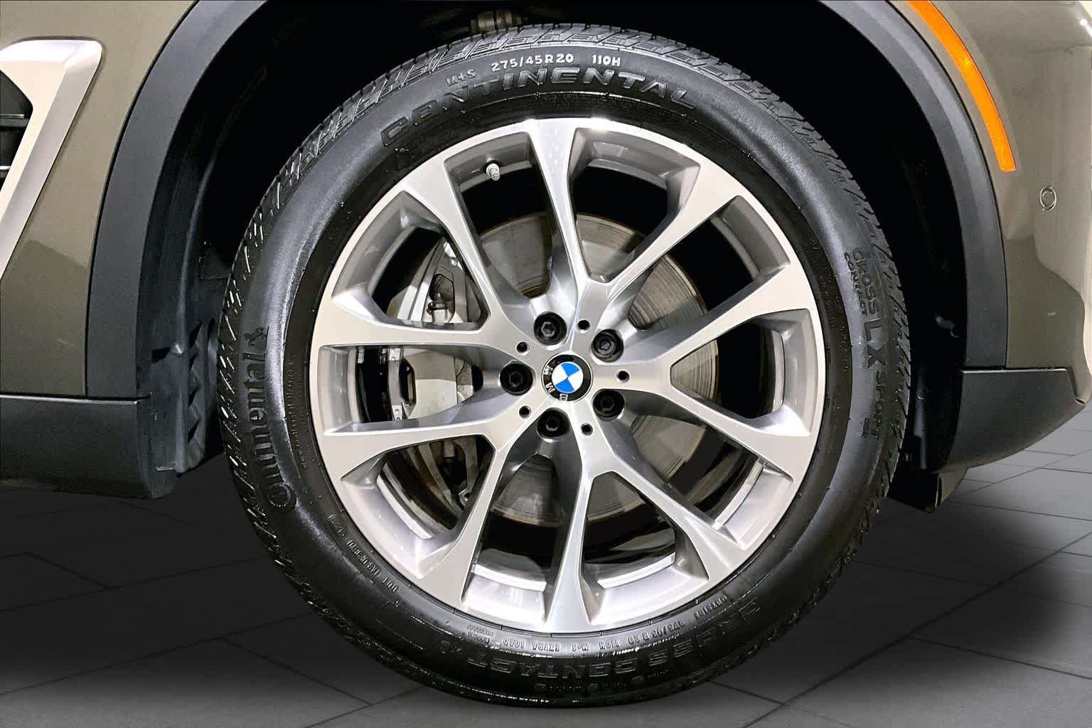 Used 2026 BMW X5 xDrive50e w/ Climate Comfort Package AWD/4WD image 10