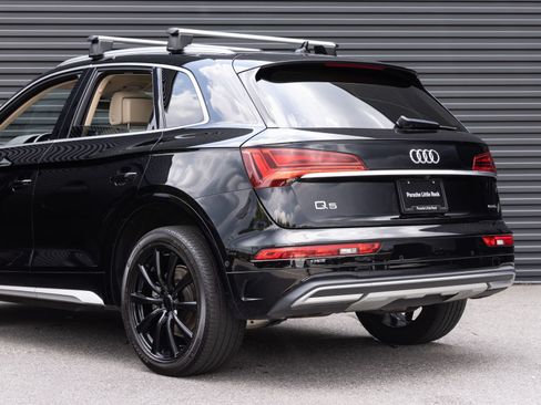 Used 2021 Audi Q5 Prestige w/ Prestige Package AWD/4WD image 9