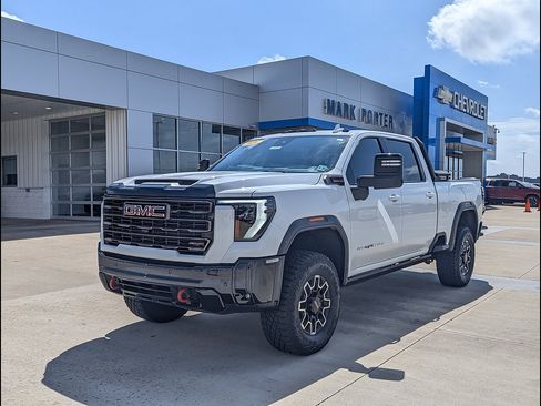 Used 2026 GMC Sierra 2500 AT4X AWD/4WD image 1
