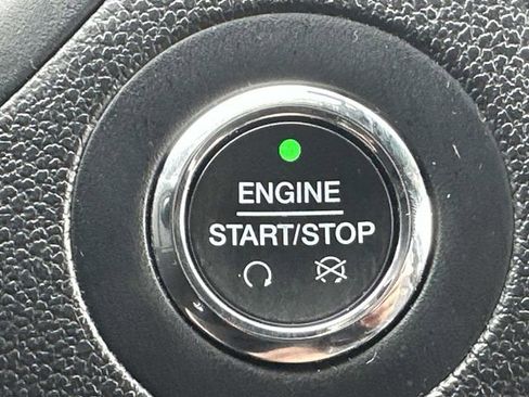 Used 2018 Ford Explorer Sport image 34