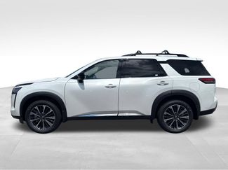 New 2026 Nissan Pathfinder Platinum w/ Cargo Package AWD/4WD video 2