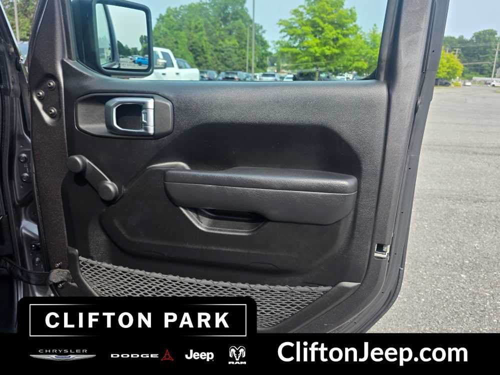 Used 2022 Jeep Wrangler Unlimited Sport AWD/4WD image 21