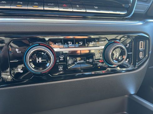 New 2025 Chevrolet Silverado 1500 RST w/ Convenience Package II image 22