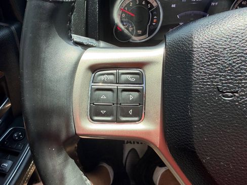Used 2015 RAM 1500 Laramie AWD/4WD image 41