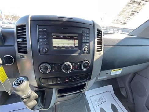 Used 2016 Mercedes-Benz Sprinter 2500 image 16