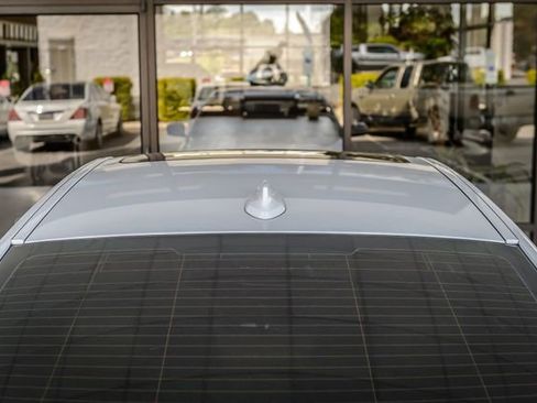 Used 2018 BMW 540i w/ Premium Package RWD image 10