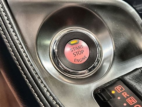 Used 2018 Nissan Maxima Platinum image 24