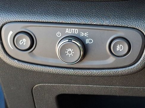 Used 2023 Chevrolet TrailBlazer LT w/ Convenience Package FWD image 24