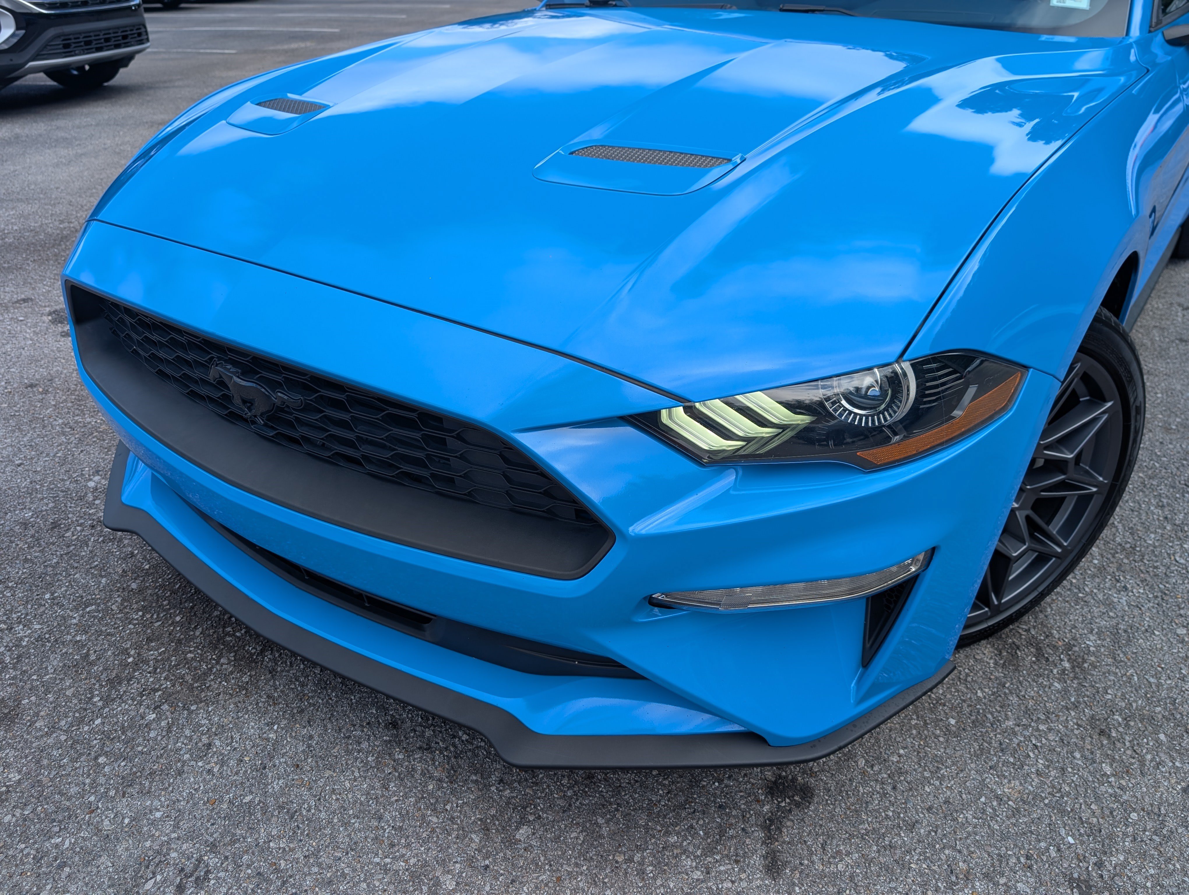 Used 2022 Ford Mustang Premium w/ Black Accent Package RWD image 13
