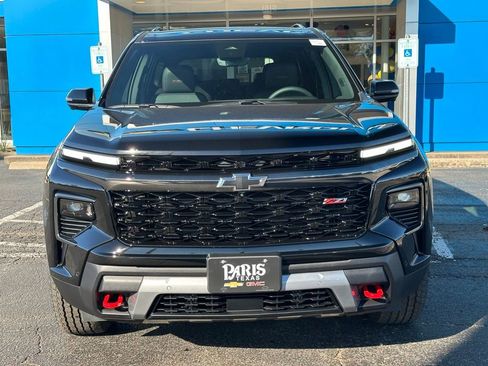 New 2026 Chevrolet Traverse Z71 w/ Enhanced Driving Package image 2