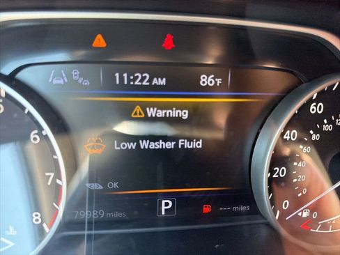 Used 2022 Nissan Murano SV FWD image 12