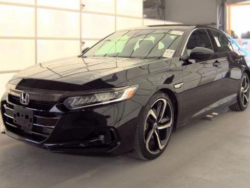 Used 2022 Honda Accord Sport image 3