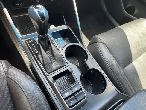 Used 2018 Hyundai Tucson Limited w/ Ultimate Package 02 image 17