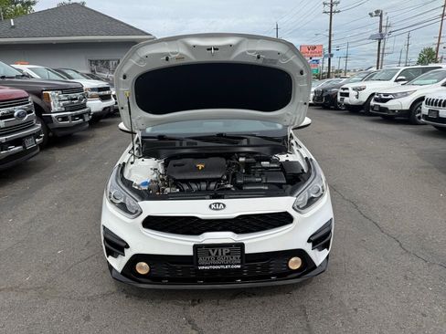 Used 2020 Kia Forte LXS FWD image 32