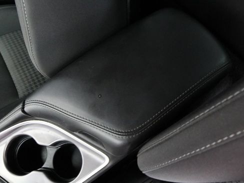 Used 2019 Dodge Challenger R/T w/ Driver Convenience Group RWD image 30