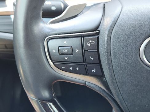 Used 2021 Lexus ES 350 Ultra Luxury w/ Accessory Package 2 FWD image 37