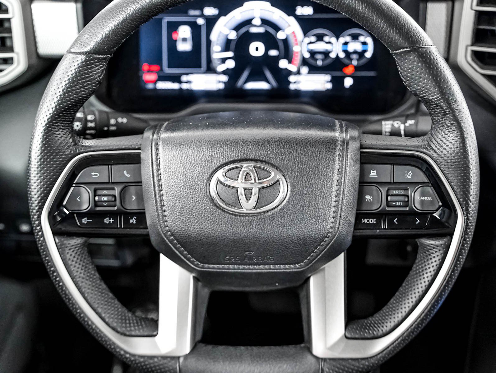 Used 2024 Toyota Tundra Limited AWD/4WD image 15