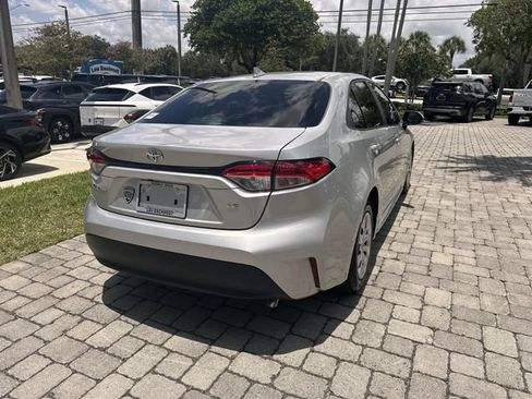 Used 2024 Toyota Corolla LE FWD image 37