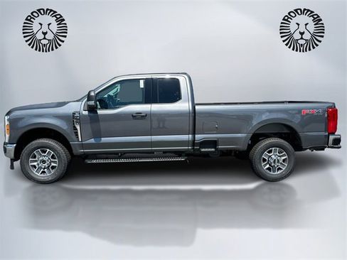 New 2025 Ford F350 XLT w/ FX4 Off-Road Package image 8